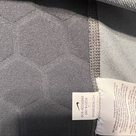 Nike Pro Hyperwarm Fitted Long Sleeve Size Large Gray Green - Picture 10 of 10